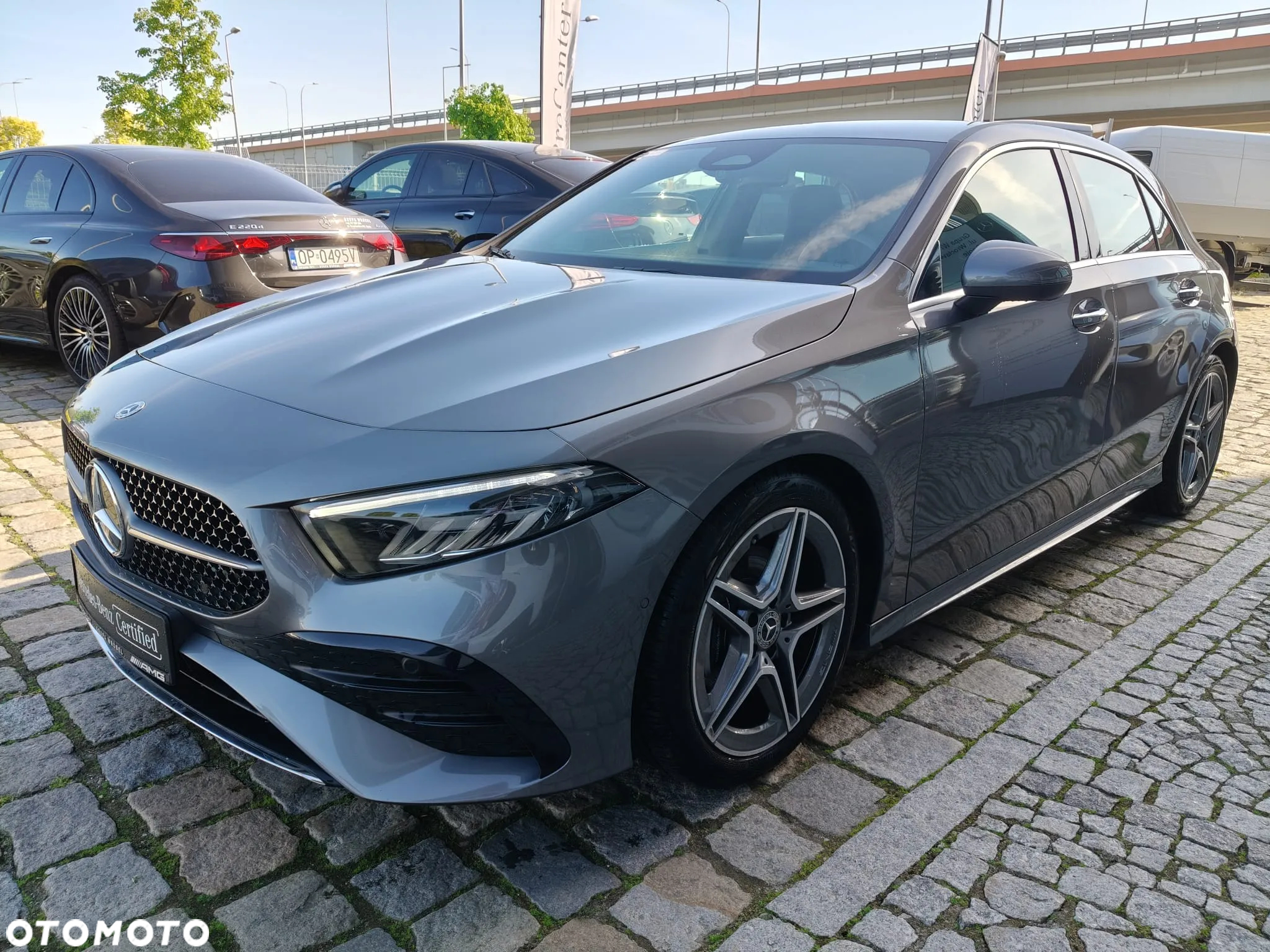 Mercedes-Benz Klasa A 200 AMG Line 7G-DCT - 3