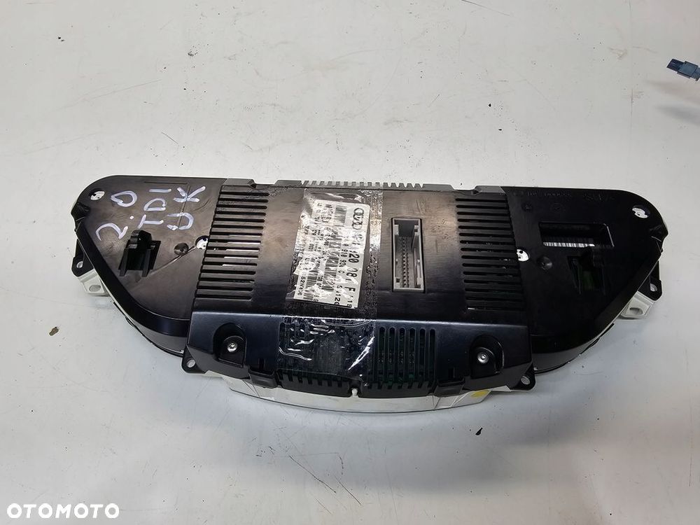 LICZNIK ZEGARY AUDI A6 C6 TDI 4F0920981F UK - 5