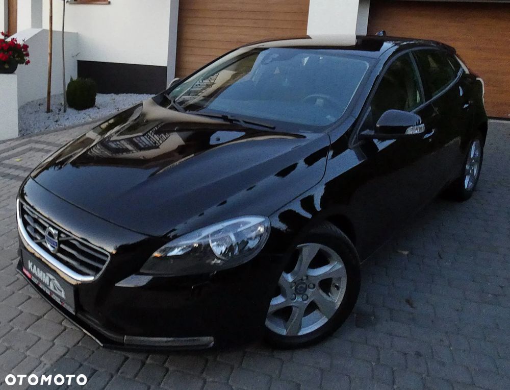Volvo V40 D3 Drive-E Momentum - 25