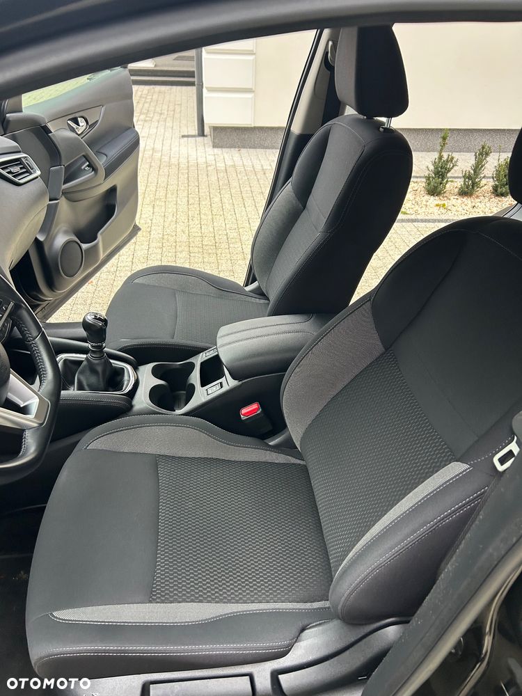Nissan Qashqai - 14
