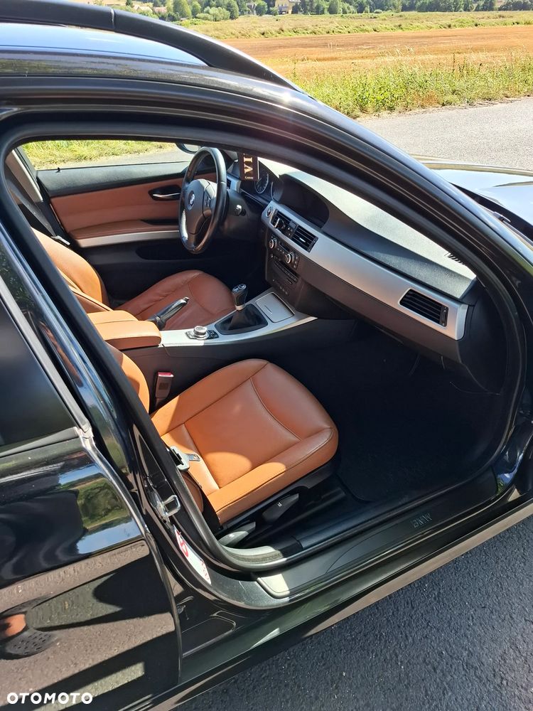 BMW Seria 3 320d xDrive - 8