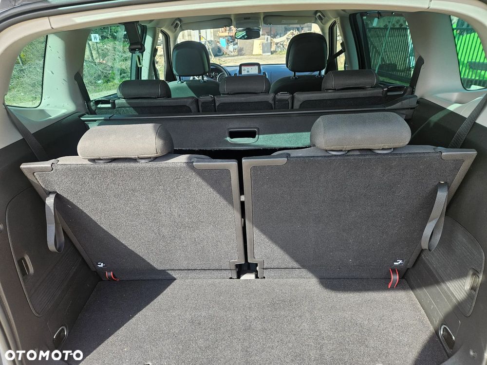 Opel Zafira 2.0 D (CDTI ecoFLEX) Start/Stop Business Edition - 16