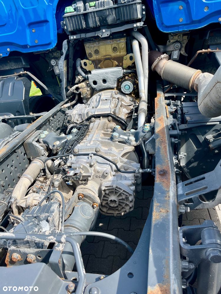 Mercedes-Benz Arocs 3243 8x4 2020rok - 6