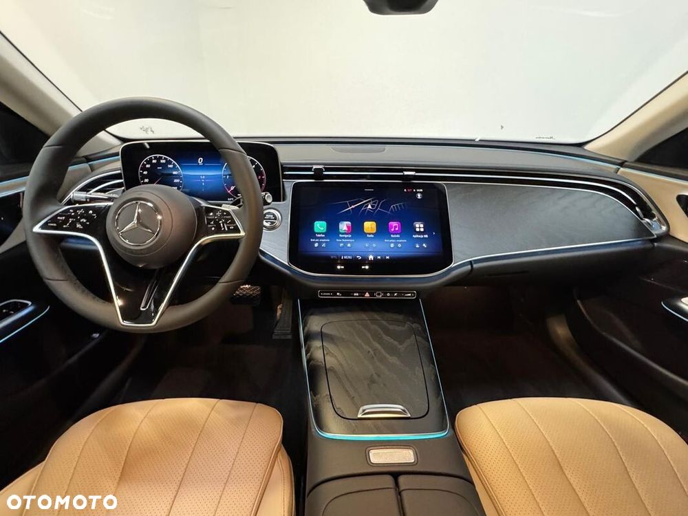 Mercedes-Benz Klasa E - 12