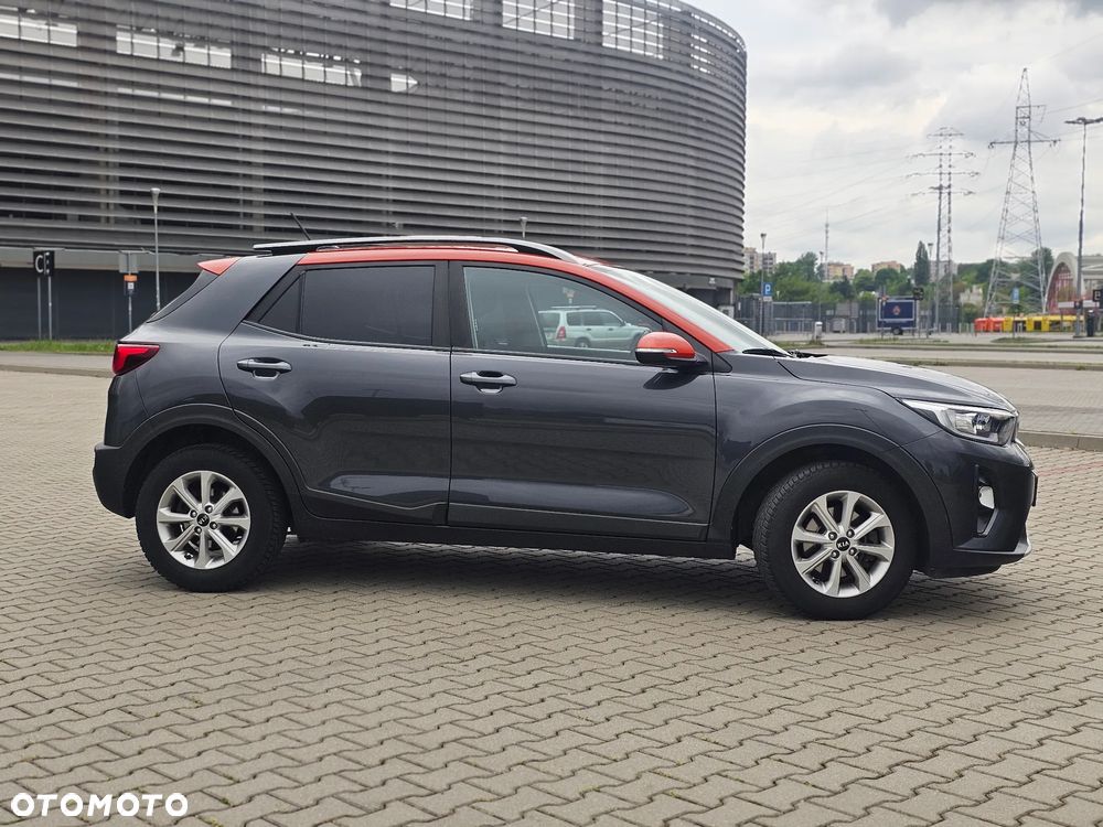 Kia Stonic 1.2 L - 24