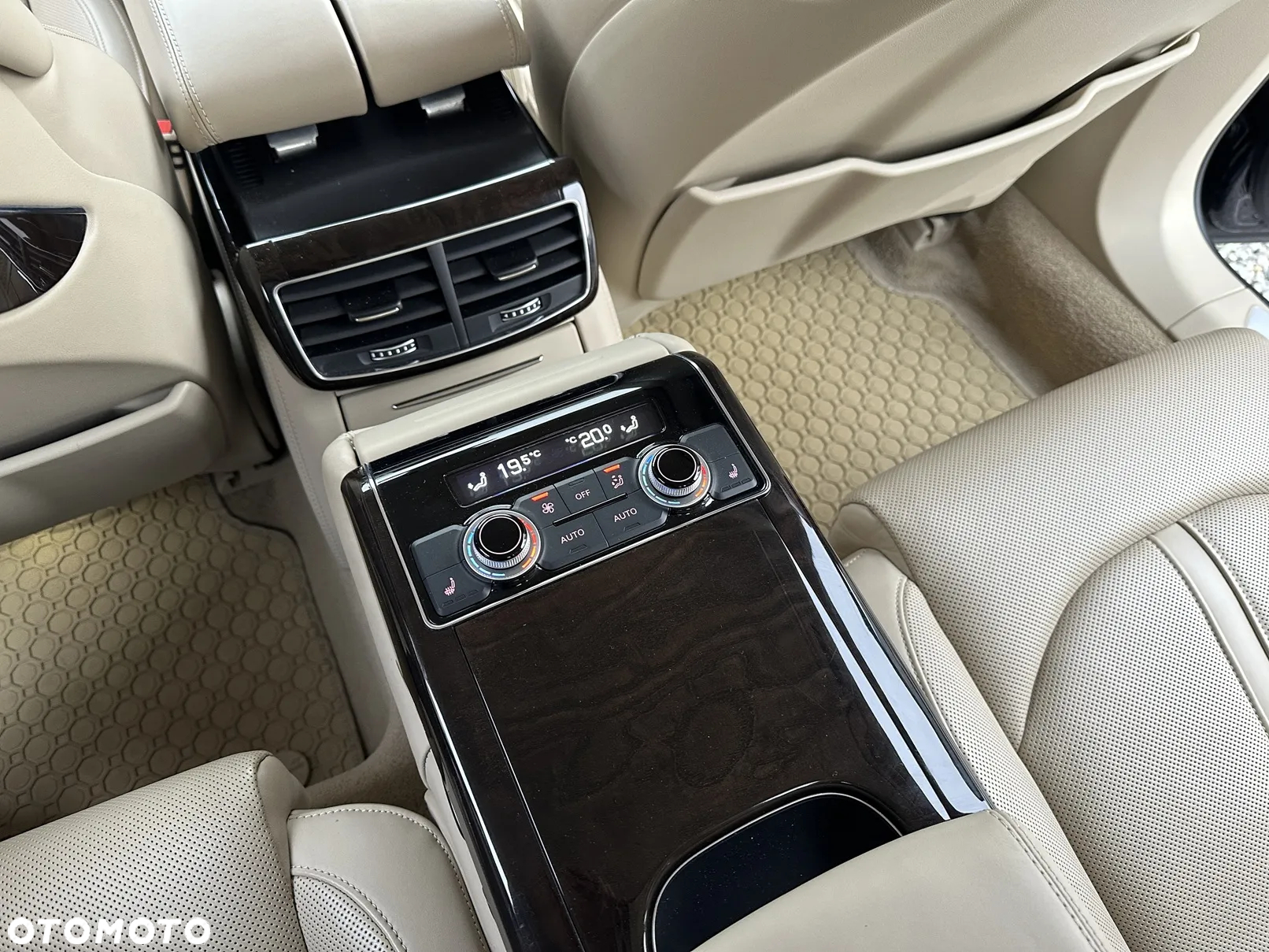 Audi S8 4.0 TFSI Quattro - 12
