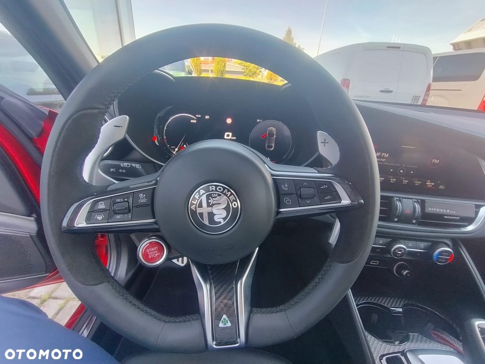 Alfa Romeo Giulia 2.9 Bi Turbo V6 Quadrifoglio - 13