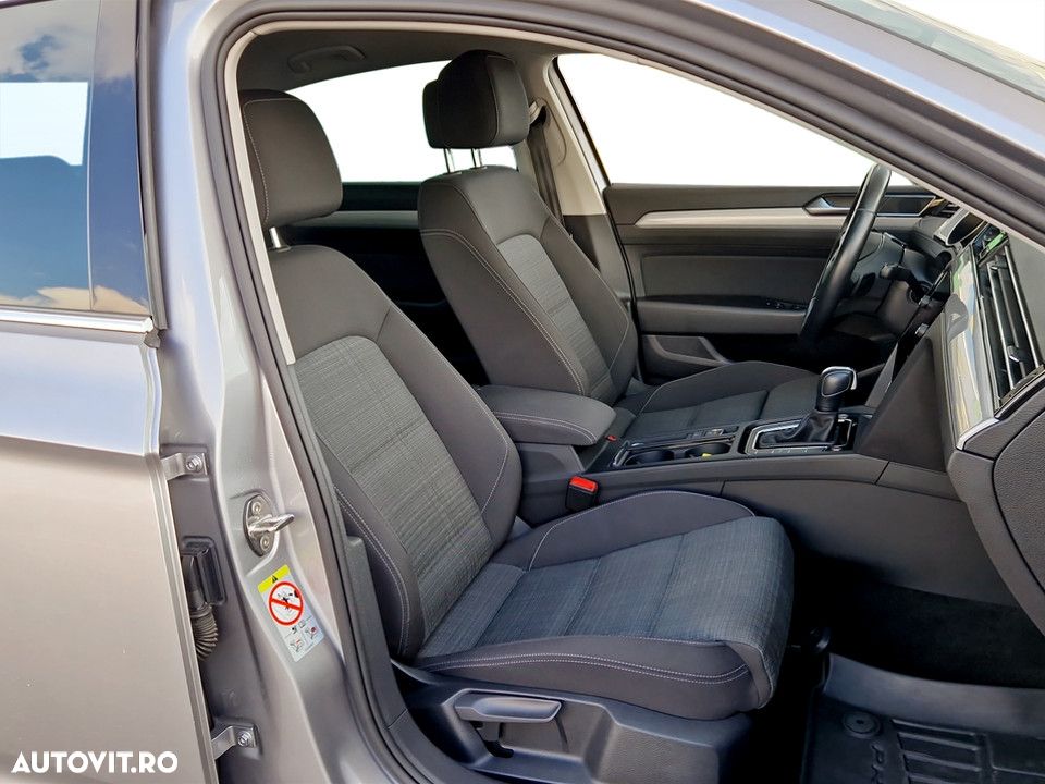 Volkswagen Passat - 15
