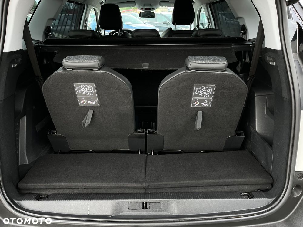 Peugeot 5008 BlueHDi 130 Allure - 29