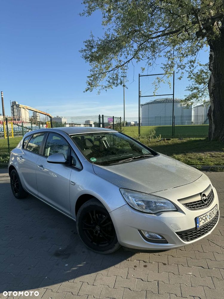 Opel Astra 1.4 Turbo - 1