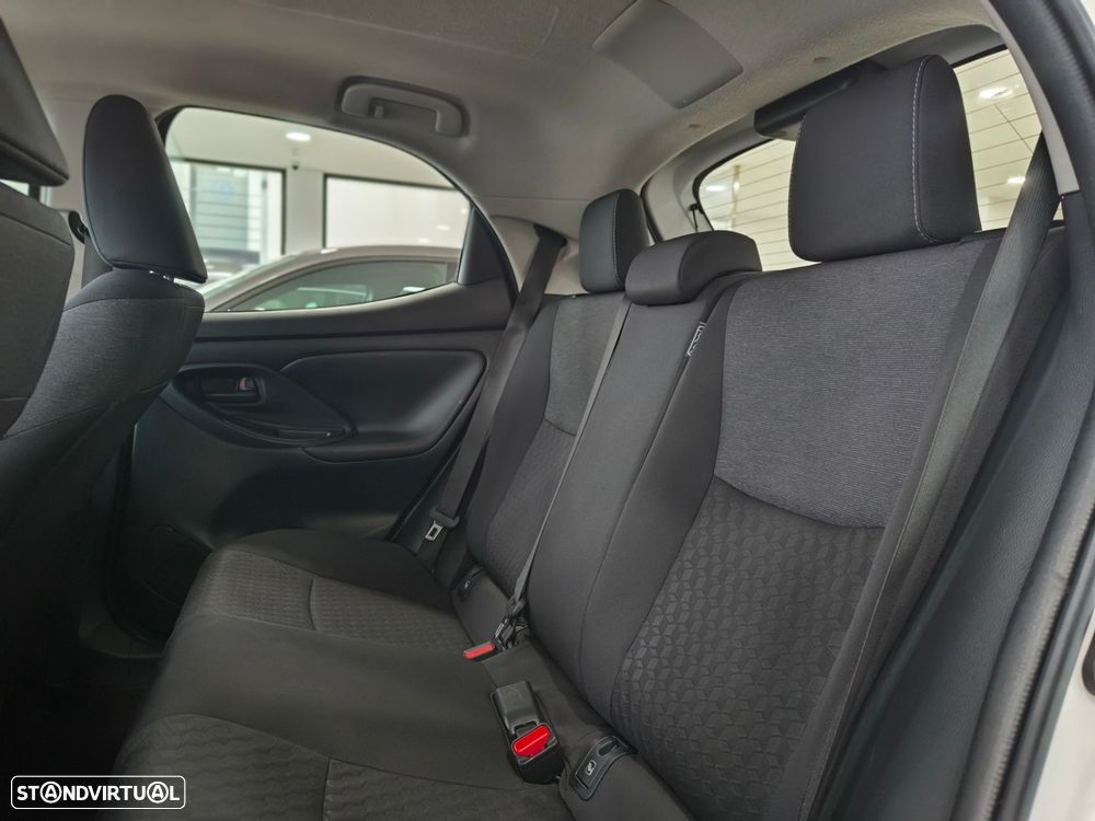 Toyota Yaris 1.5 HDF Comfort - 12