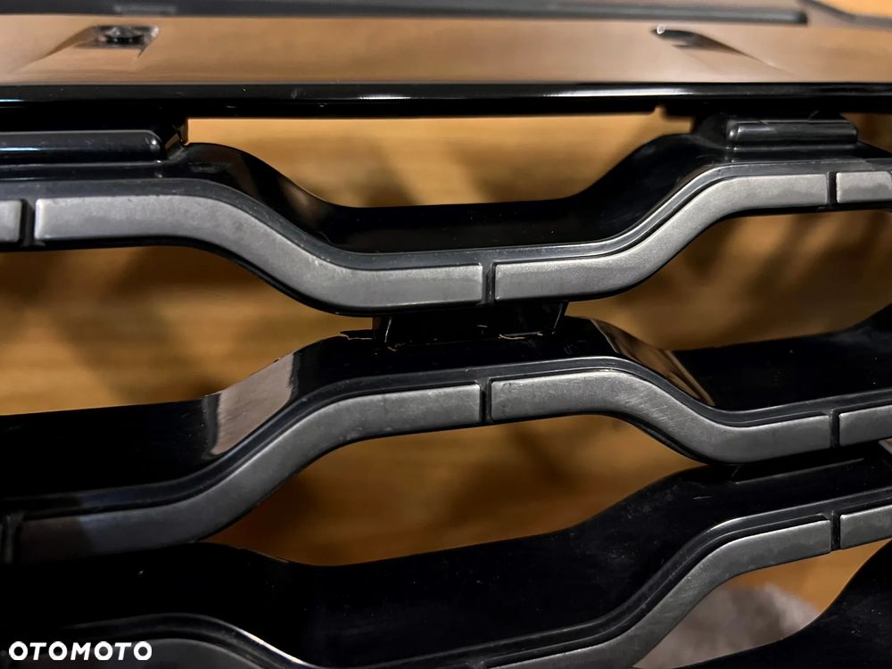 RANGE ROVER VELAR L560 DYNAMIC GRILL ATRAPA CHŁODNICY J8A2-8200-BE LEKKO USZKODZONY - 6
