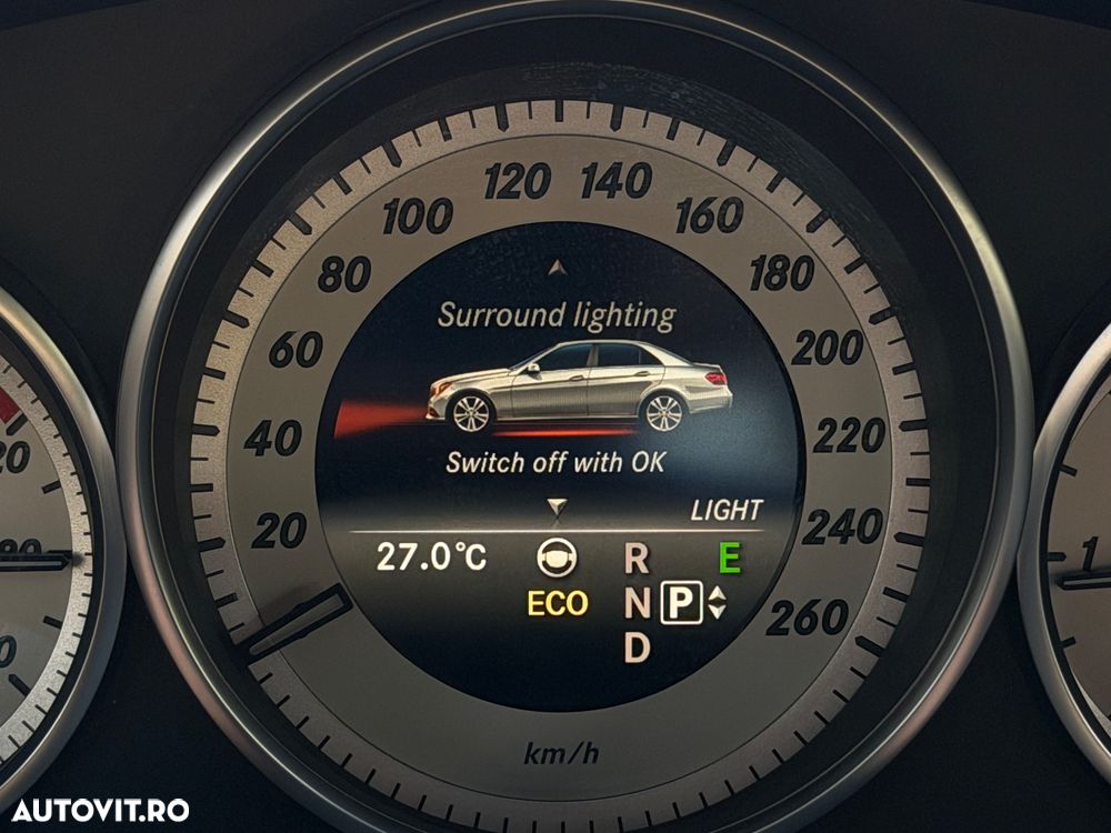 Mercedes-Benz E 220 CDI 7G-TRONIC Avantgarde - 38