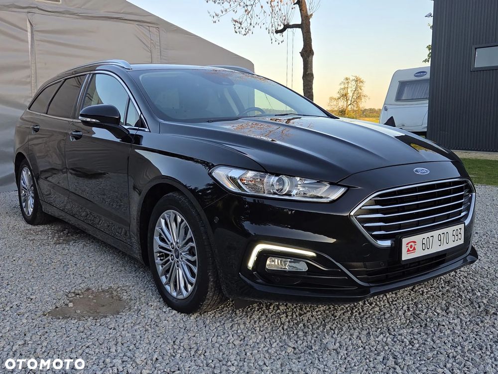 Ford Mondeo 2.0 Hybrid Titanium - 22