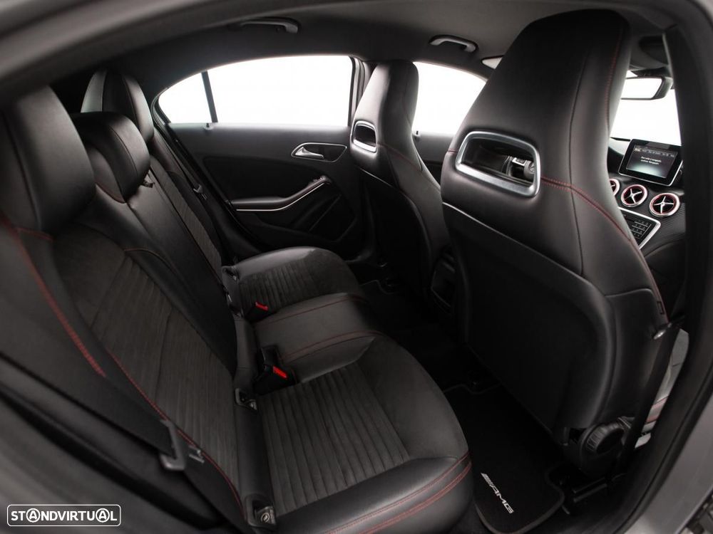 Mercedes-Benz A 180 d AMG Line - 10