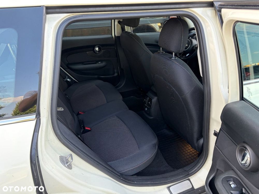 MINI Clubman - 16