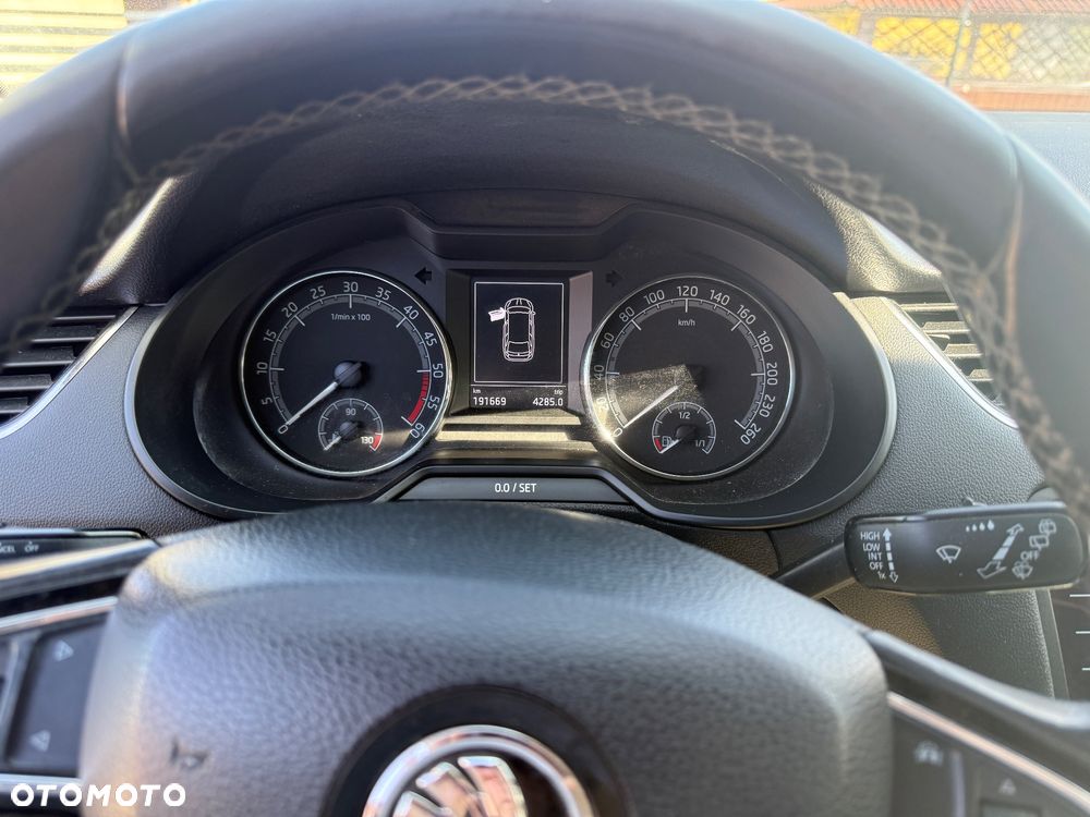Skoda Octavia - 14