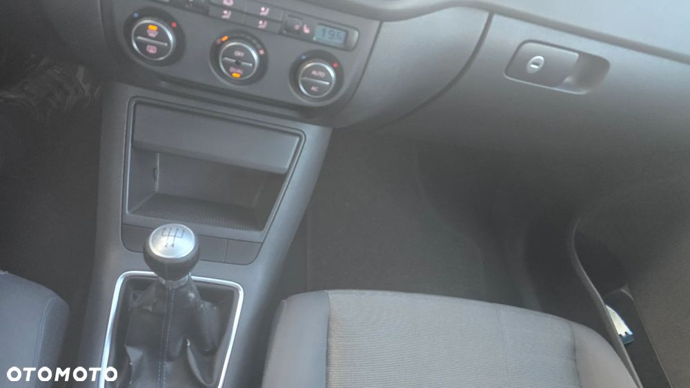 Volkswagen Golf Plus 1.9 TDI Tour - 15