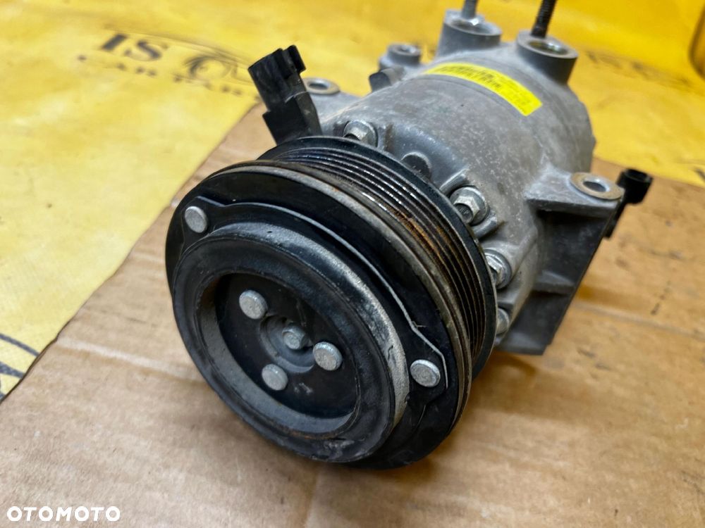 KOMPRESOR SPRĘŻARKA KLIMATYZACJI FORD ESCAPE MK3 III 1.5 EB - 2