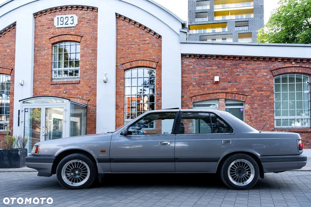 Mazda 929 3.0 GLX SR - 2