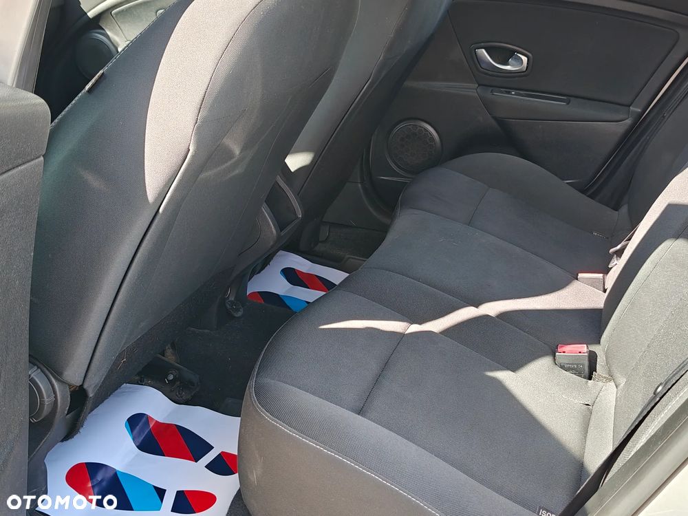 Renault Megane 1.6 16V Dynamique - 8