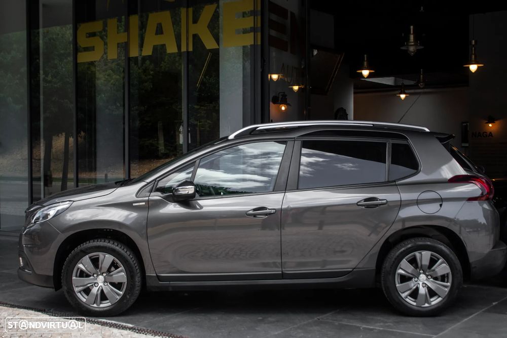 Peugeot 2008 PureTech 82 Style - 2