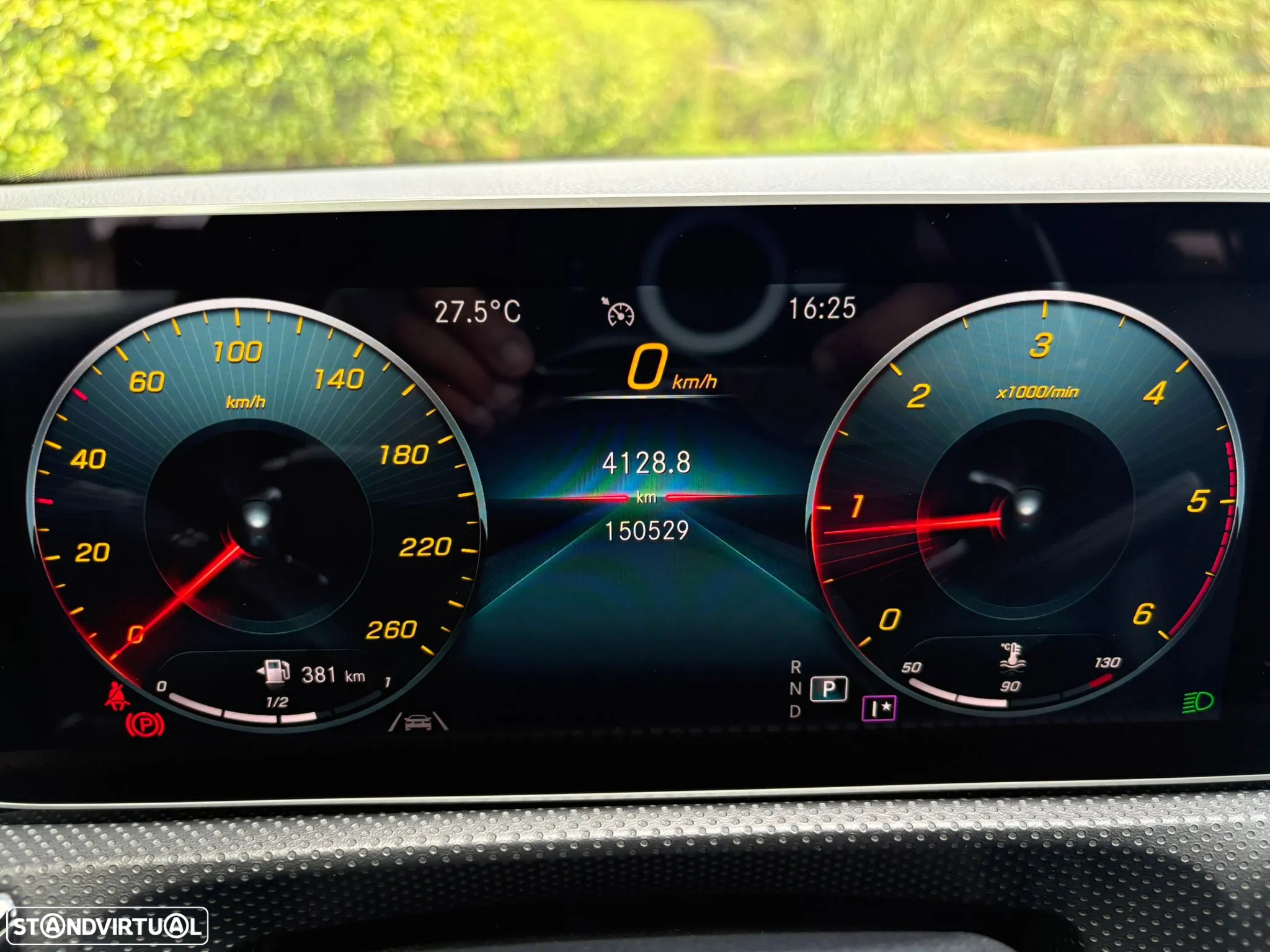 Mercedes-Benz A 220 d 8G-DCT AMG Line - 12