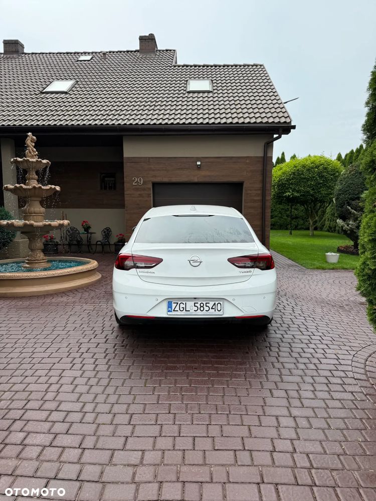 Opel Insignia 1.5 T Innovation S&S - 10