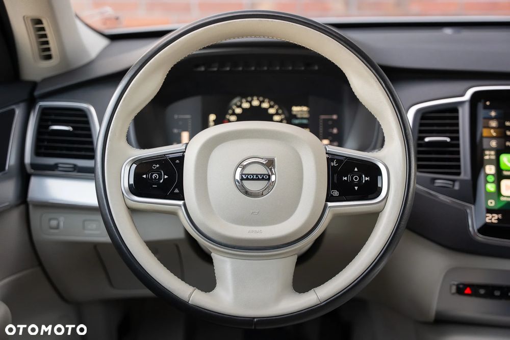 Volvo XC 90 B5 D AWD Geartronic Momentum - 28