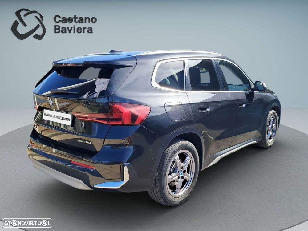 BMW iX1 eDrive20 xLine - 8