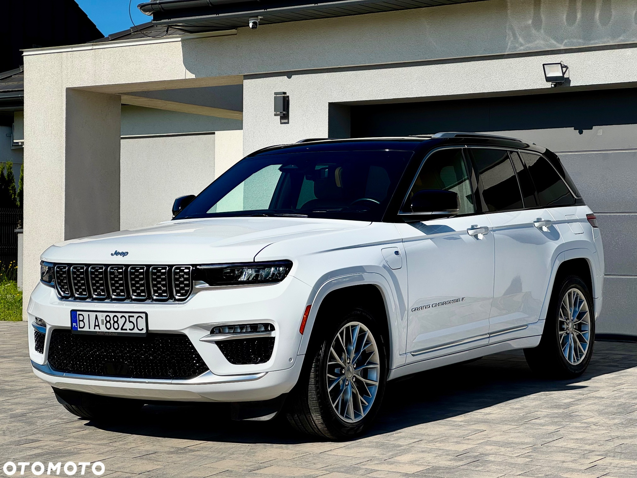 Jeep Grand Cherokee 2.0 4xe Plug-in Hybrid Automatik Summit Reserve - 2