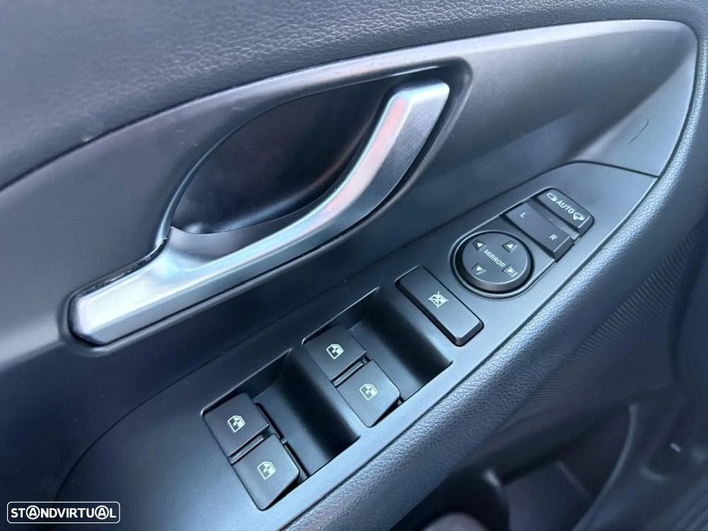 Hyundai i30 SW 1.0 T-GDi Comfort - 33