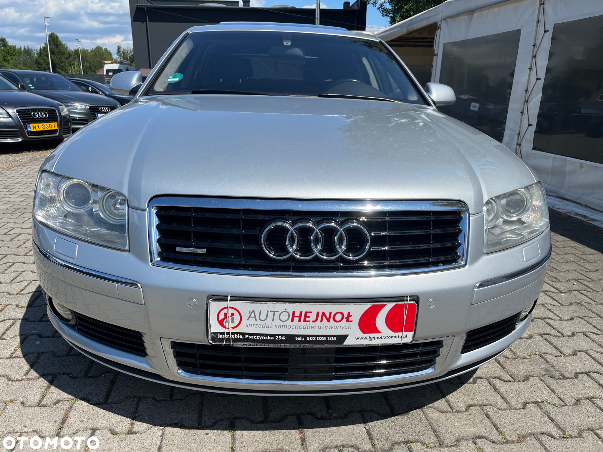 Audi A8 4.2 Quattro - 26