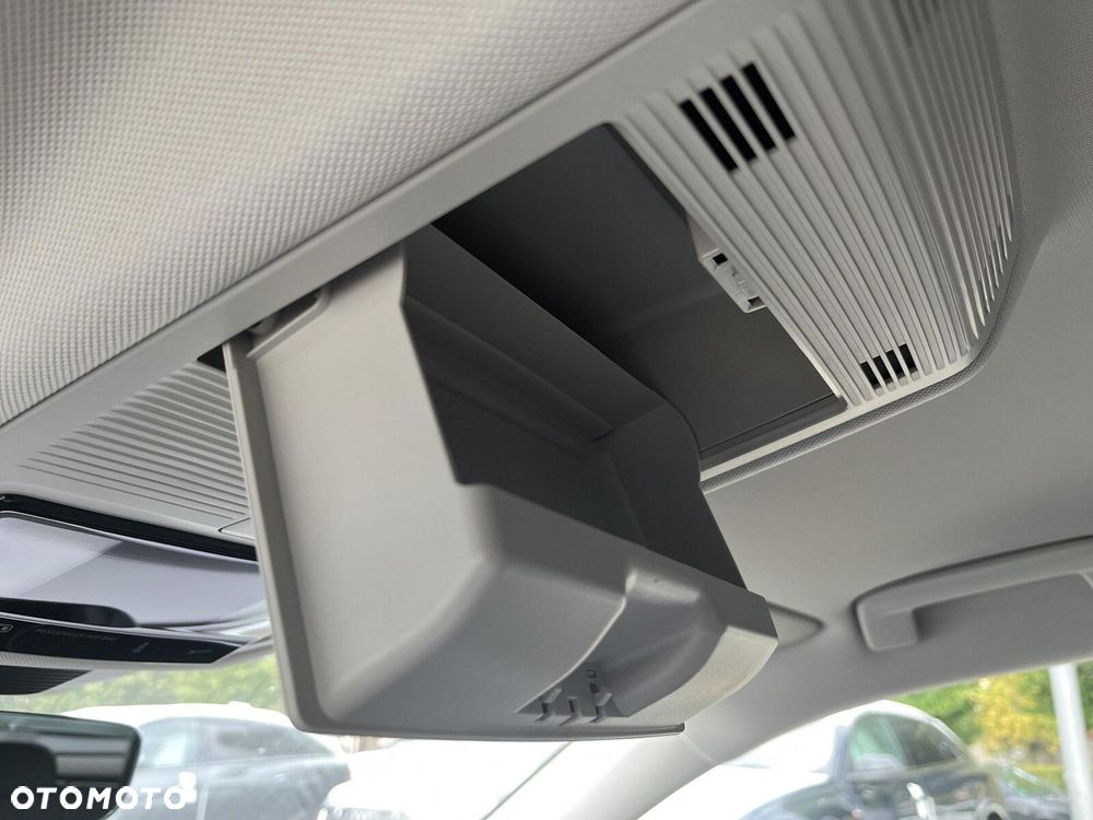 Volkswagen Tiguan - 37