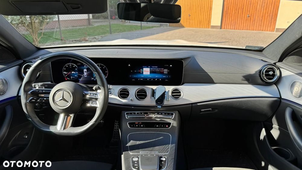 Mercedes-Benz Klasa E 220 d 4-Matic 9G-TRONIC - 12