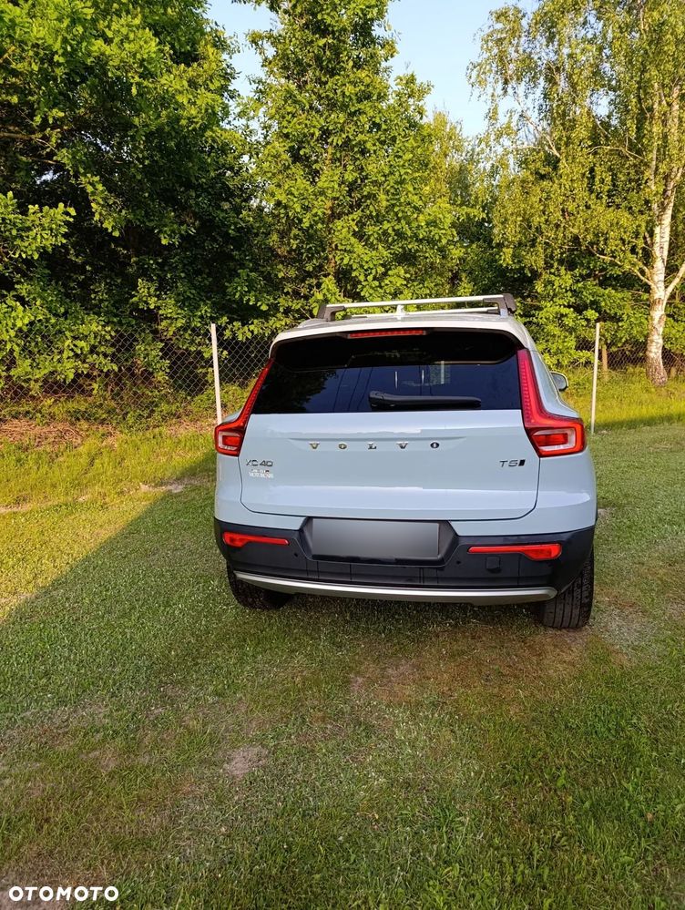 Volvo XC 40 T5 AWD Momentum - 5