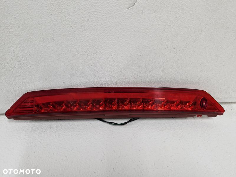 HYUNDAI IX20 LAMPA TRZECIE ŚWIATŁO STOPU 92700-1K0 - 1