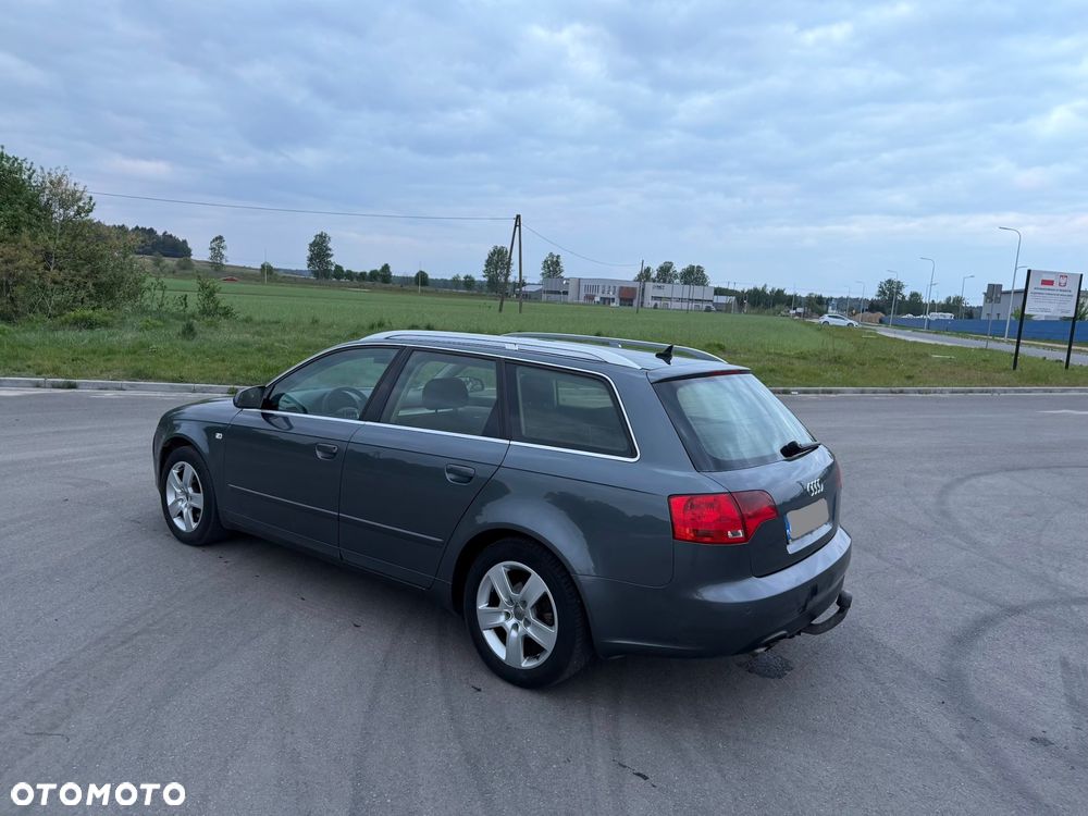 Audi A4 Avant - 15