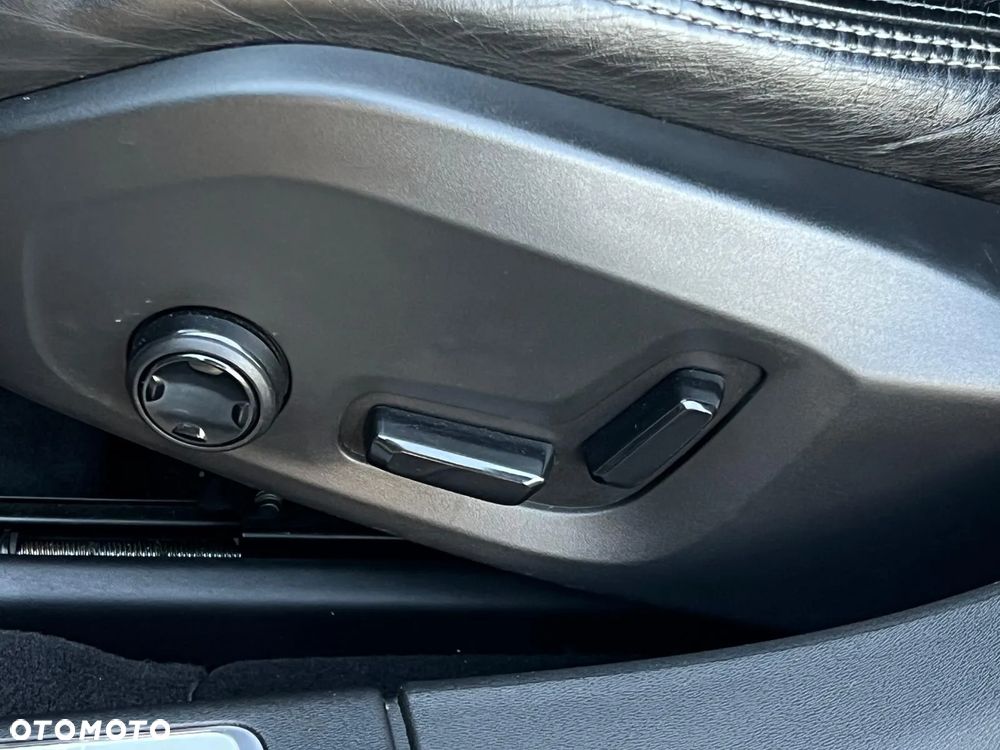 Volvo V90 Cross Country D5 AWD Pro - 17