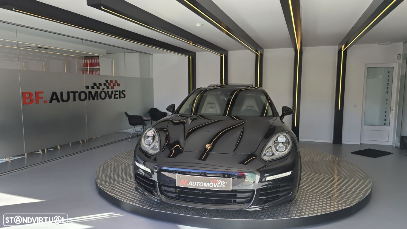 Porsche Panamera Edition - 10