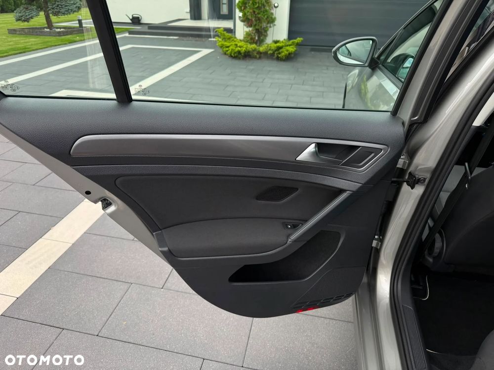 Volkswagen Golf 1.4 TSI BlueMotion Technology DSG Comfortline - 33