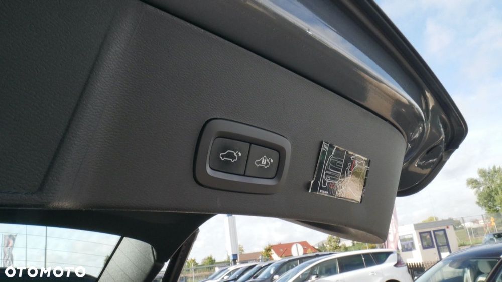 Volvo XC 40 - 23