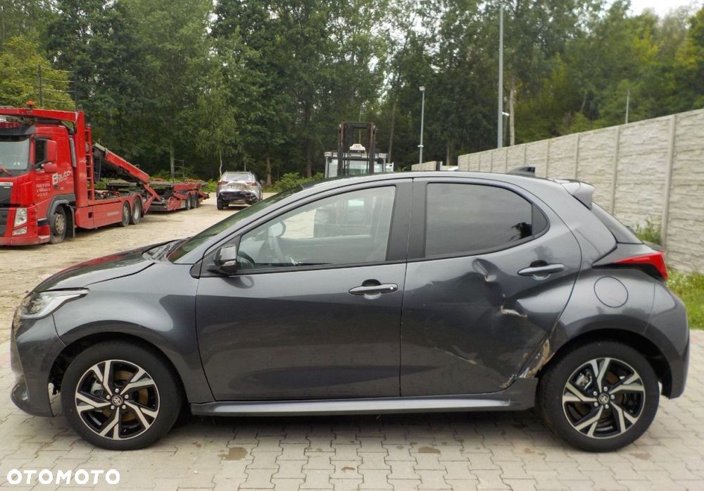 Toyota Yaris - 7