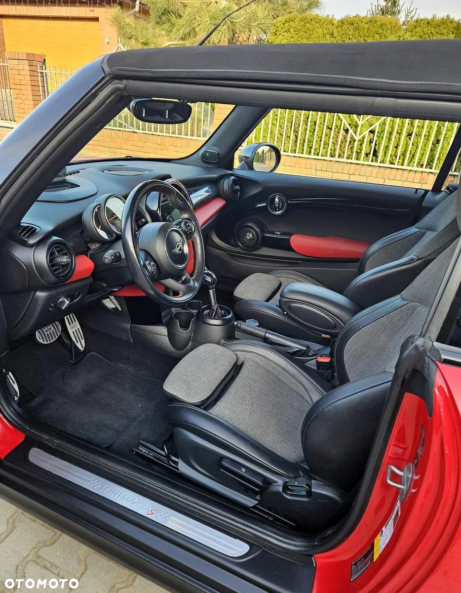MINI Cooper S Cabrio - 15