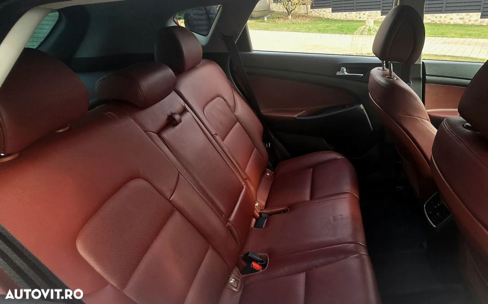 Hyundai Tucson 2.0 CRDI 4WD 6AT Luxury Pack+ - 16