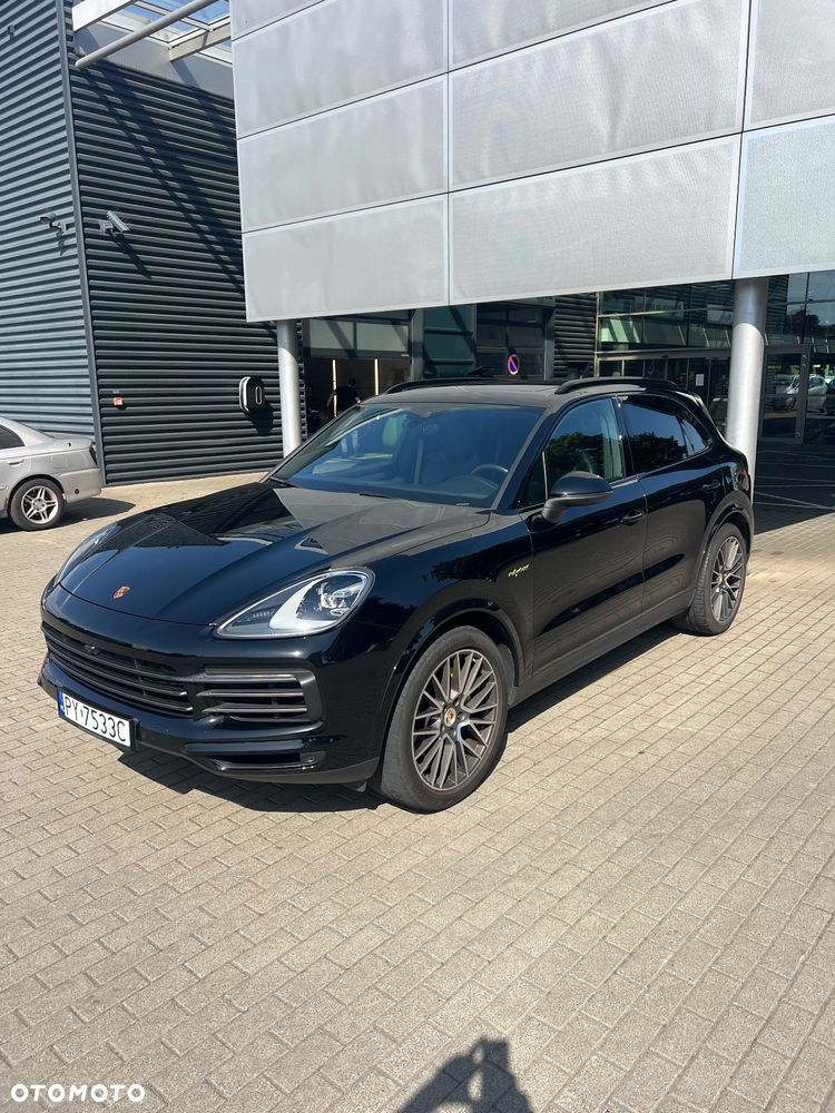 Porsche Cayenne E-Hybrid Platinum Edition - 3