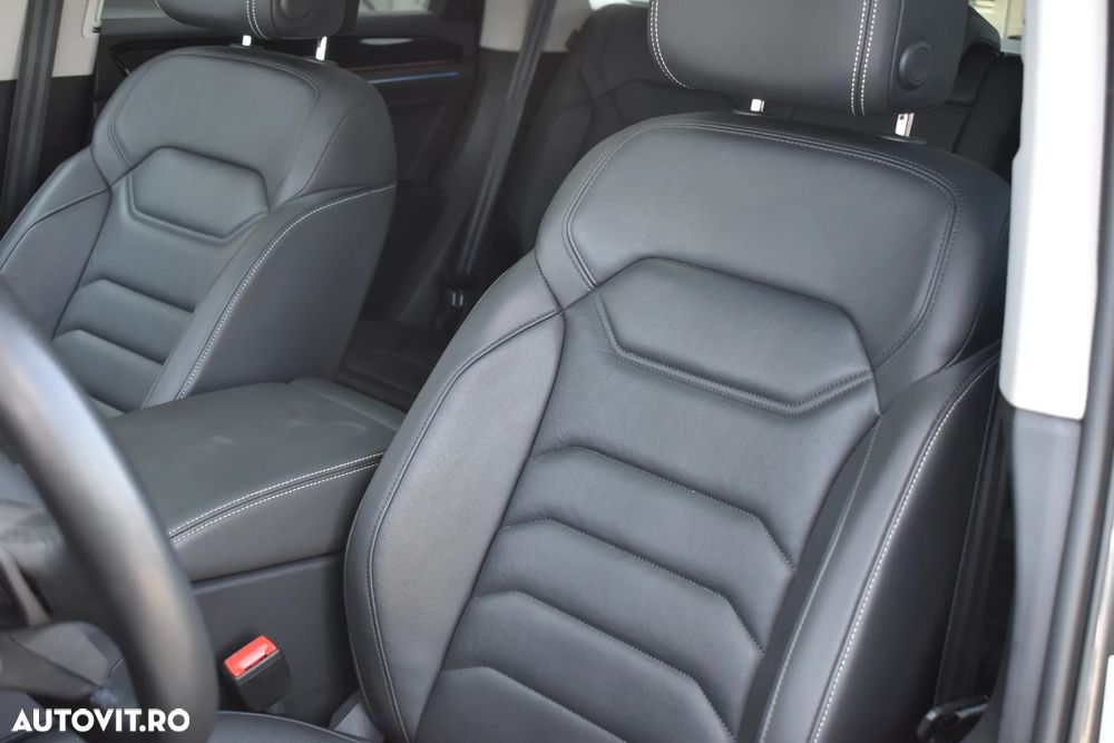 Volkswagen Touareg V6 TDI 4MOTION Elegance - 8