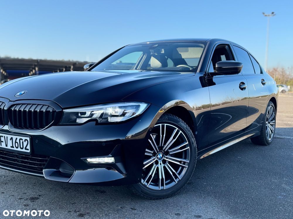 BMW Seria 3 320d Sport Line - 2