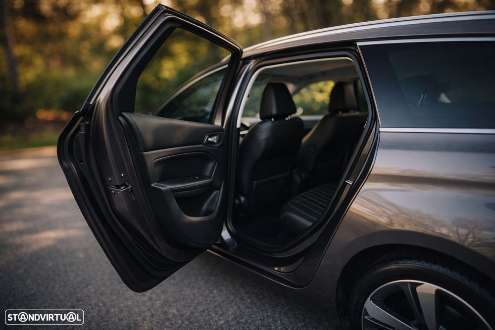 Peugeot 308 SW 1.6 e-HDi Allure J17 - 22