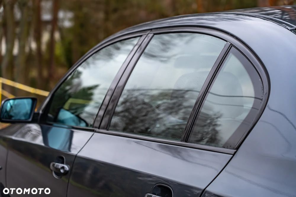 BMW Seria 5 - 33